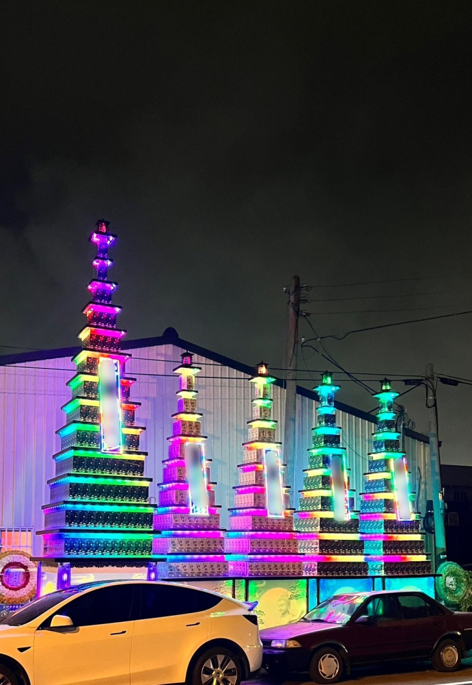 超級巨無霸天塔